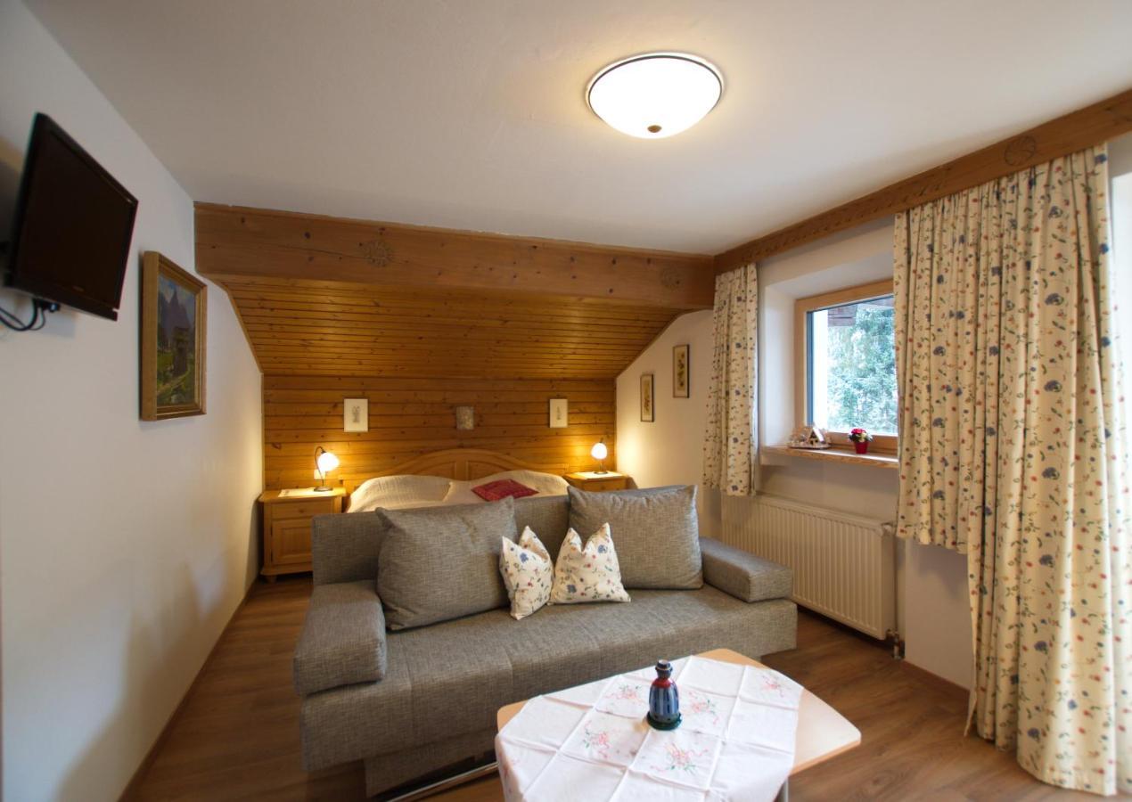 Fruehstueckspension & Appartements Eugenie Kitzbühel Eksteriør billede