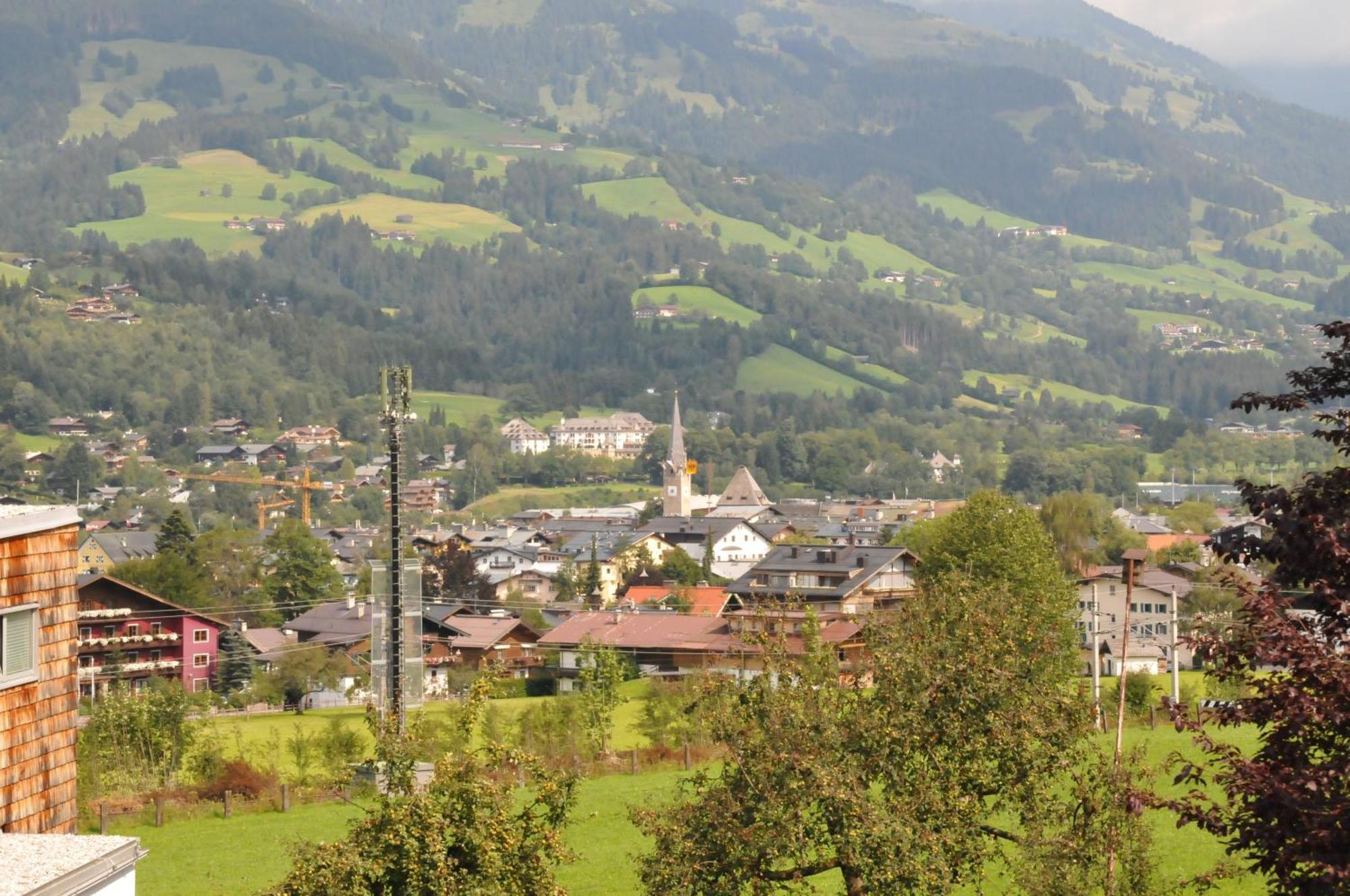Fruehstueckspension & Appartements Eugenie Kitzbühel Eksteriør billede
